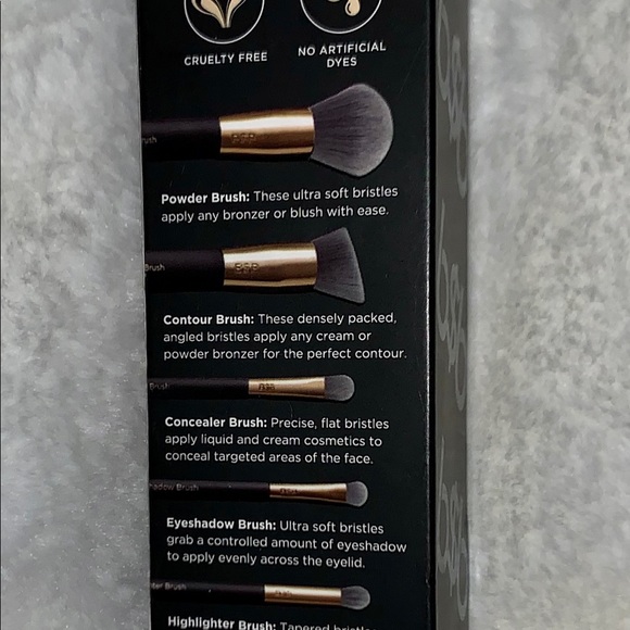 ⭐️HP⭐️ BILLION DOLLAR MAKEUP BRUSH SET NEW IN BOX CHARCOAL INFUSED. - Picture 7 of 15